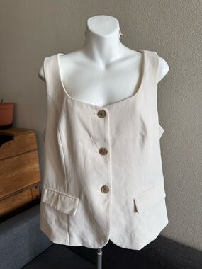 Cream Button-Front Sleeveless Vest